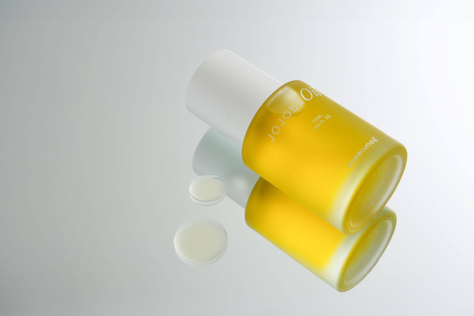 Nature’s Most Tender Gift – Why Your Skin Will Love Jojoba Oil